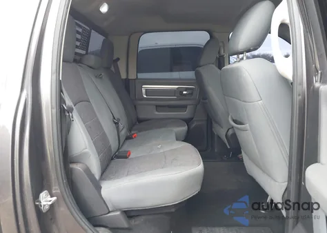 2015 Ram 1500 Big Horn z USA, uszkodzony, nr VIN 1C6RR7LM8FS578162